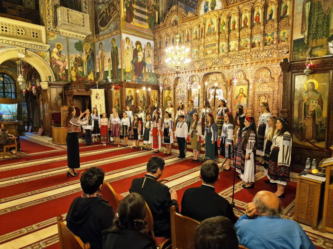 Concert și conferință despre Centenarul Patriarhiei Române în Capitală 332718
