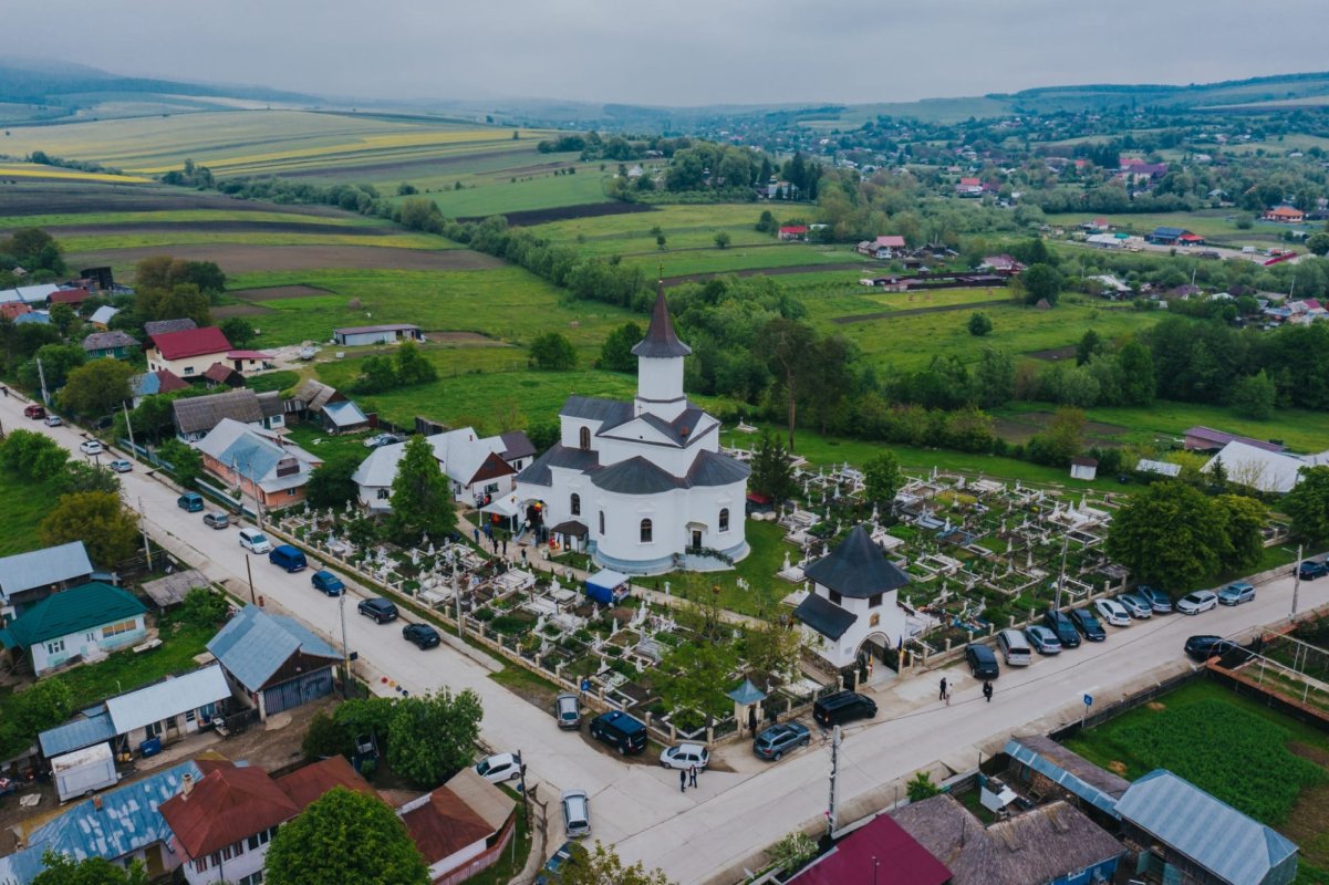 Binecuvântarea Sfântului Constantin Brâncoveanu peste credincioșii nemțeni 332807