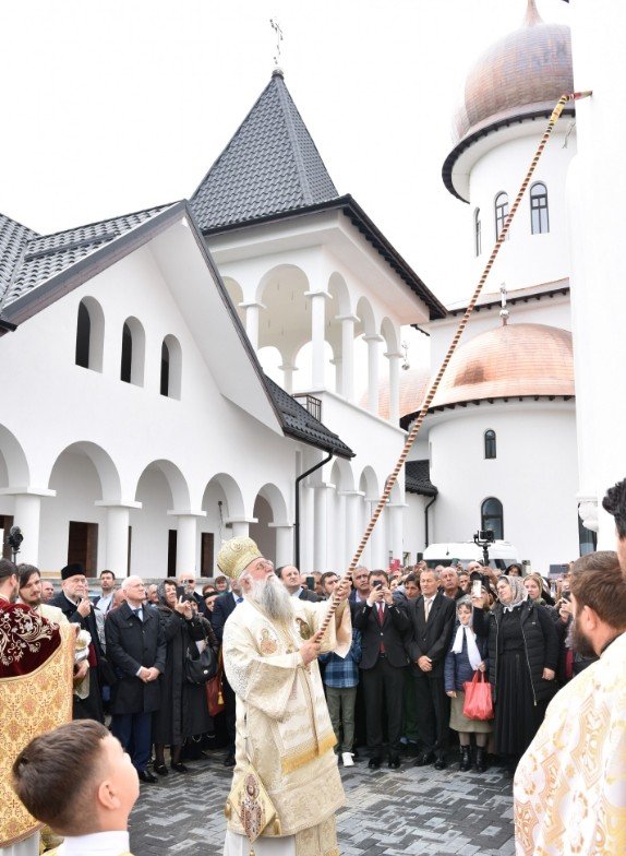 Reparație istorică și spirituală în municipiul Drăgășani 332814