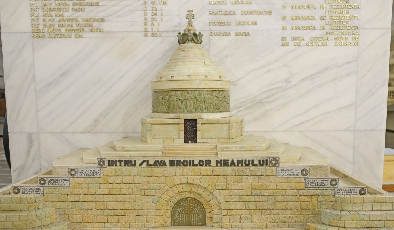 „Eroi au fost, eroi sunt încă, şi-or fi în neamul românesc” 332829