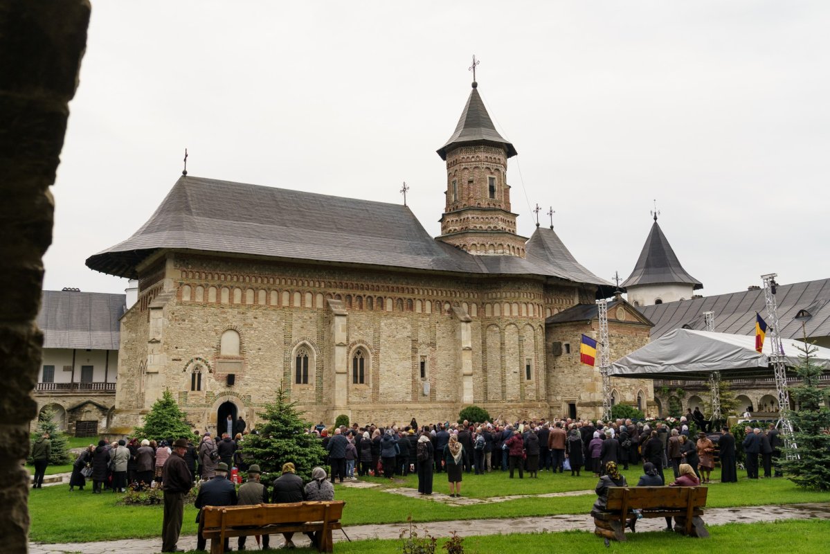 Mănăstirea Neamț și-a sărbătorit hramul istoric 332905