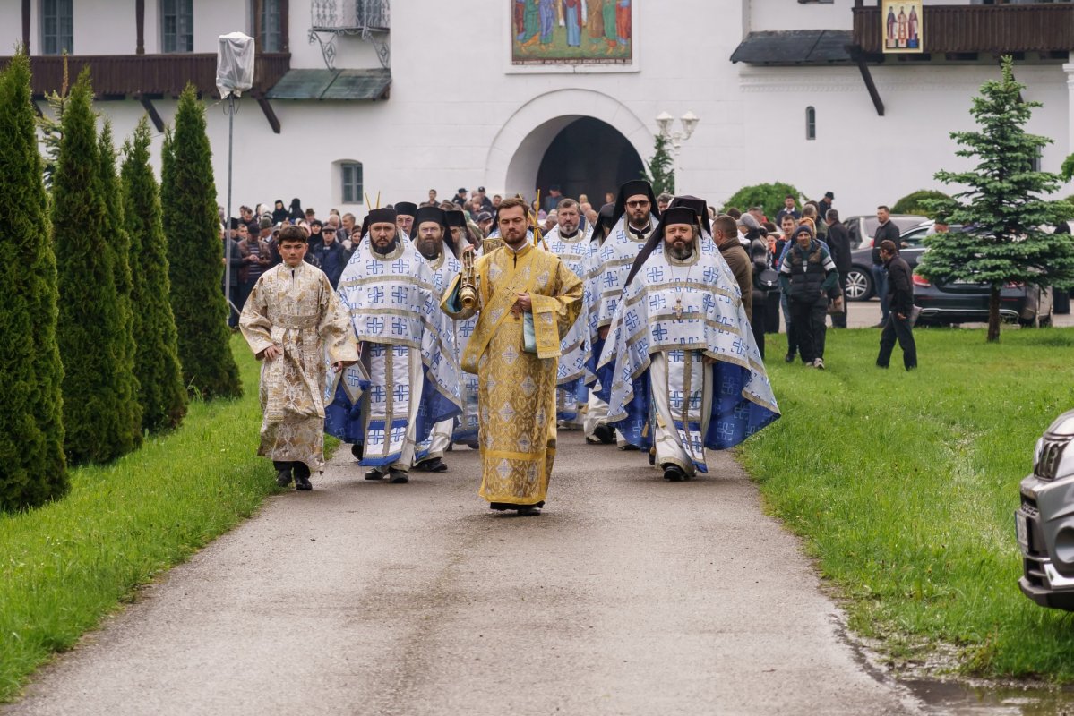 Mănăstirea Neamț și-a sărbătorit hramul istoric 332906