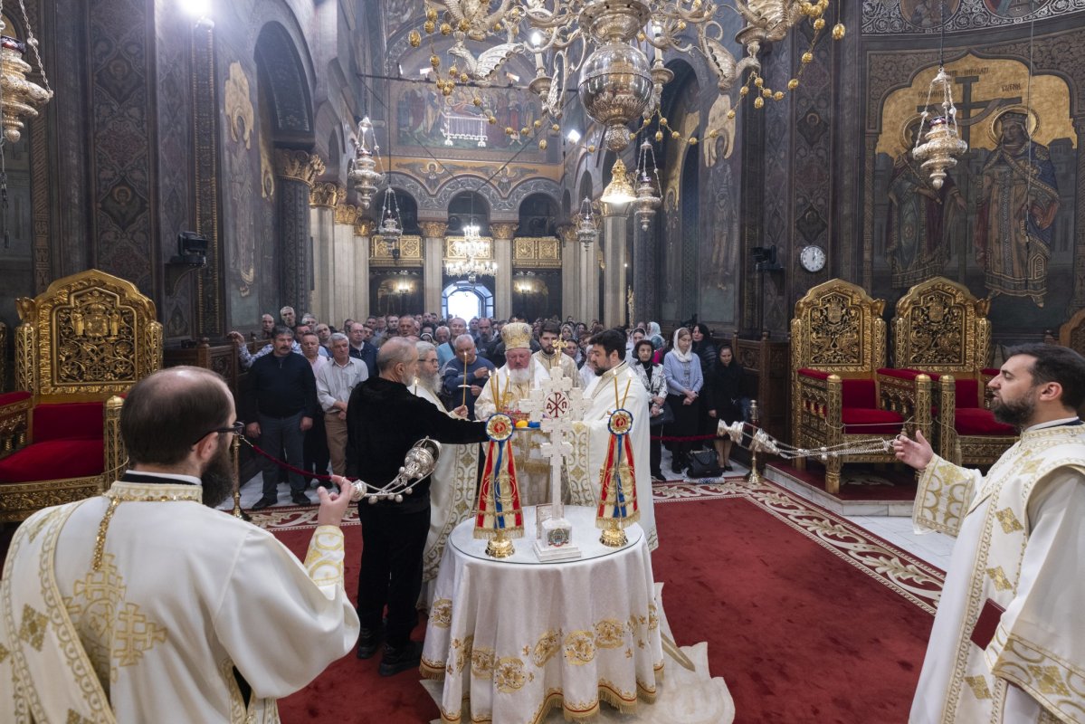 Moment de aducere aminte a jertfei înaintașilor la Catedrala Patriarhală 332956