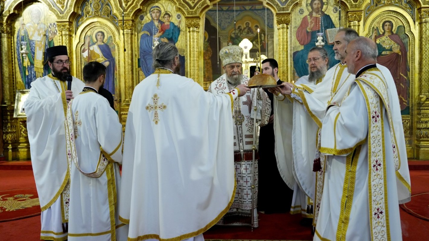 Praznicul Înălțării Domnului la Catedrala Mitropolitană din Sibiu 333036