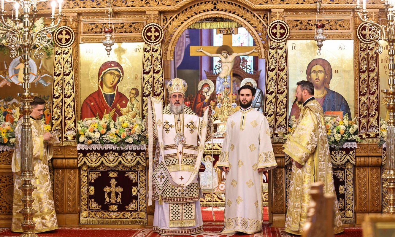 Premierea tinerilor misionari din Eparhia Buzăului și Vrancei 333063