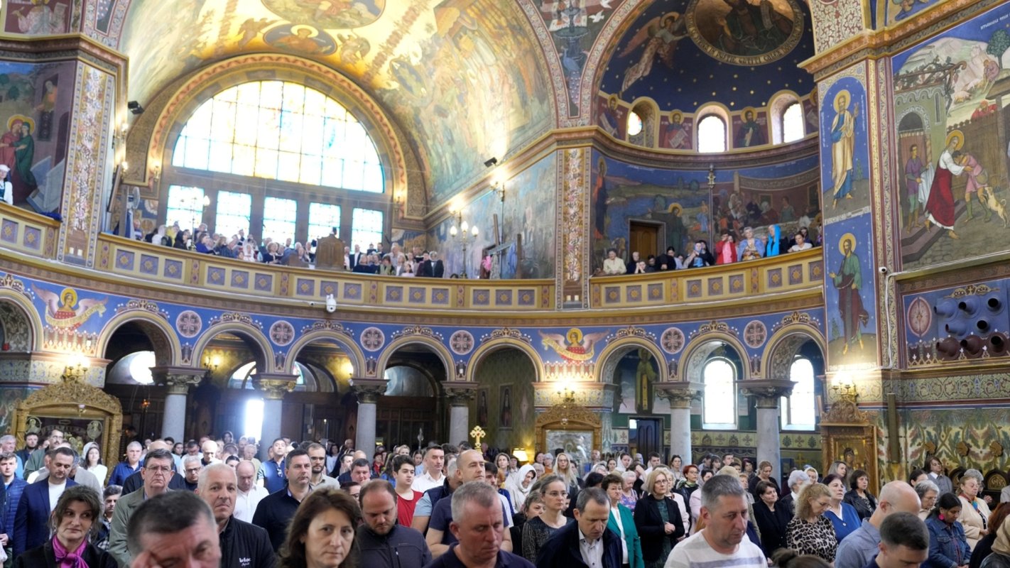 Liturghie arhierească în Catedrala Mitropolitană din Sibiu 333223