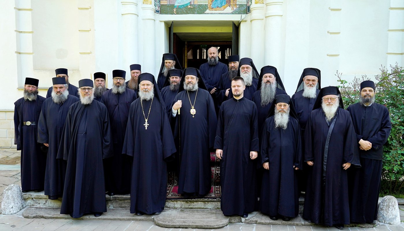 Cursuri pentru definitivat pentru monahi din Mitropolia Moldovei și Bucovinei 333341