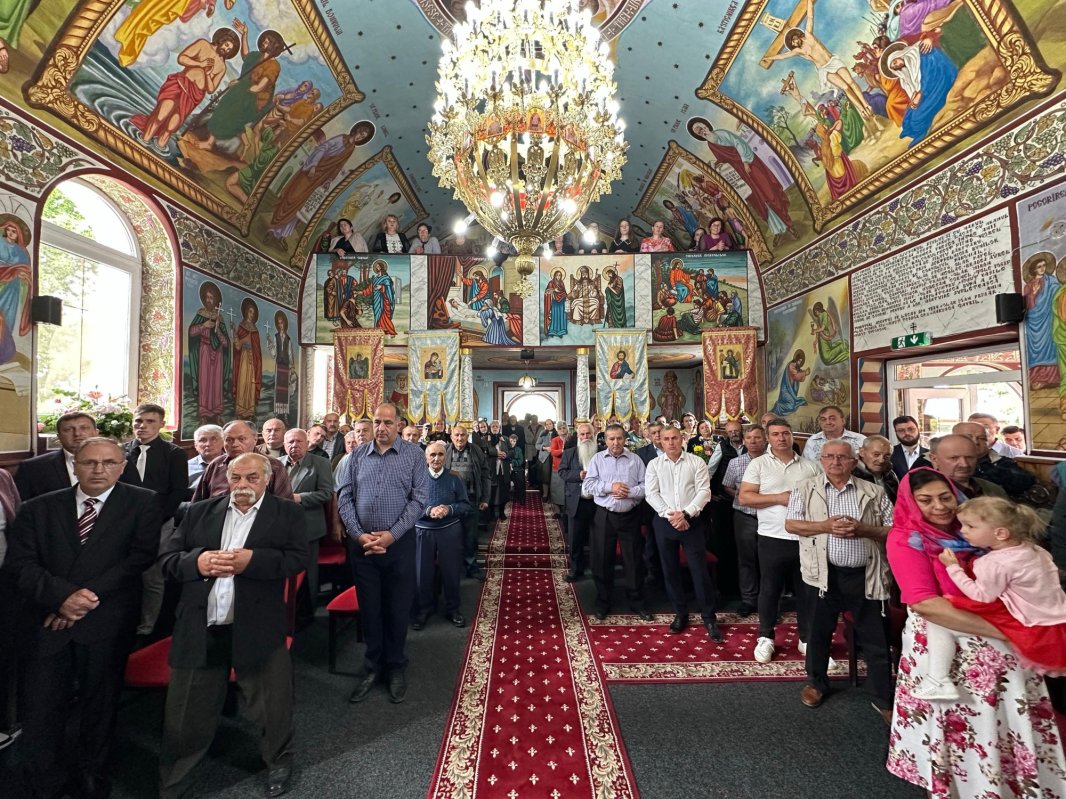 Duminica Sfinților Părinți de la Sinodul I Ecumenic, la Valea Mare de Criş 333365