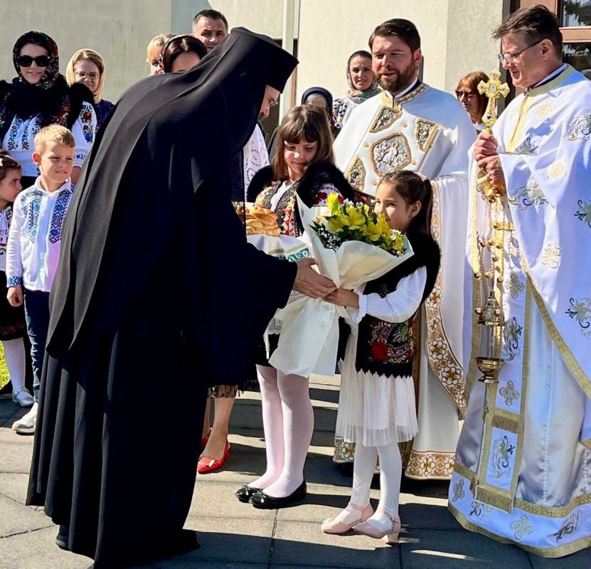 Episcopul Europei de Nord la evenimente misionare și duhovnicești 333389