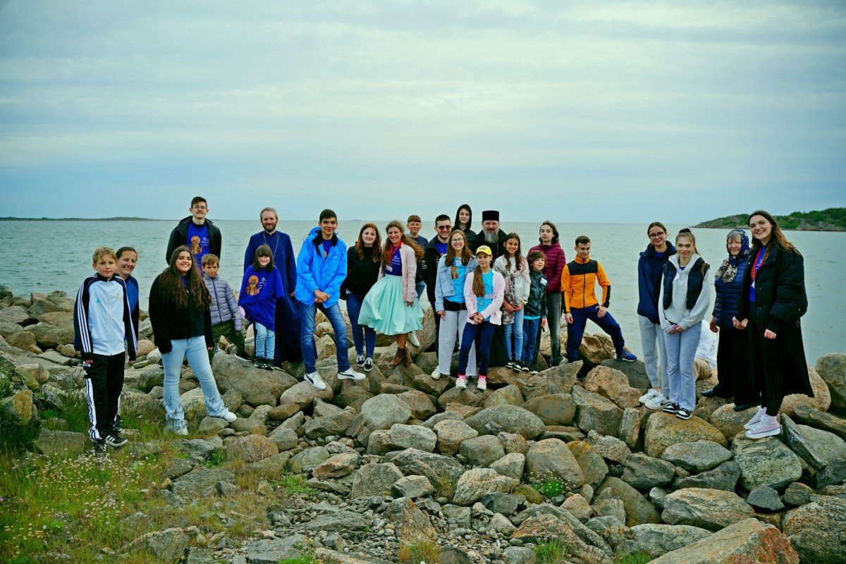 Episcopul Europei de Nord la evenimente misionare și duhovnicești 333395