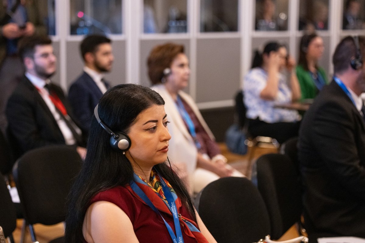 Întrunirea unei platforme parlamentare ortodoxe la București 333435