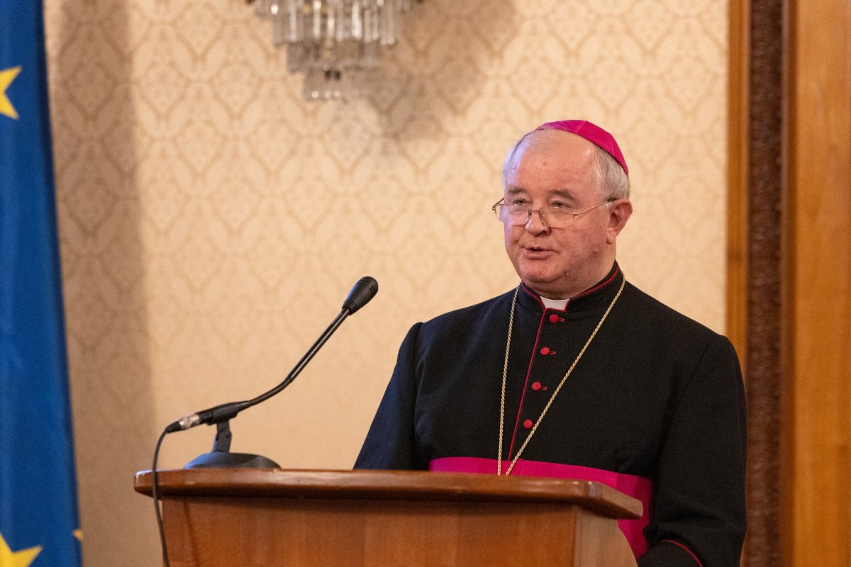 Întrunirea unei platforme parlamentare ortodoxe la București 333440