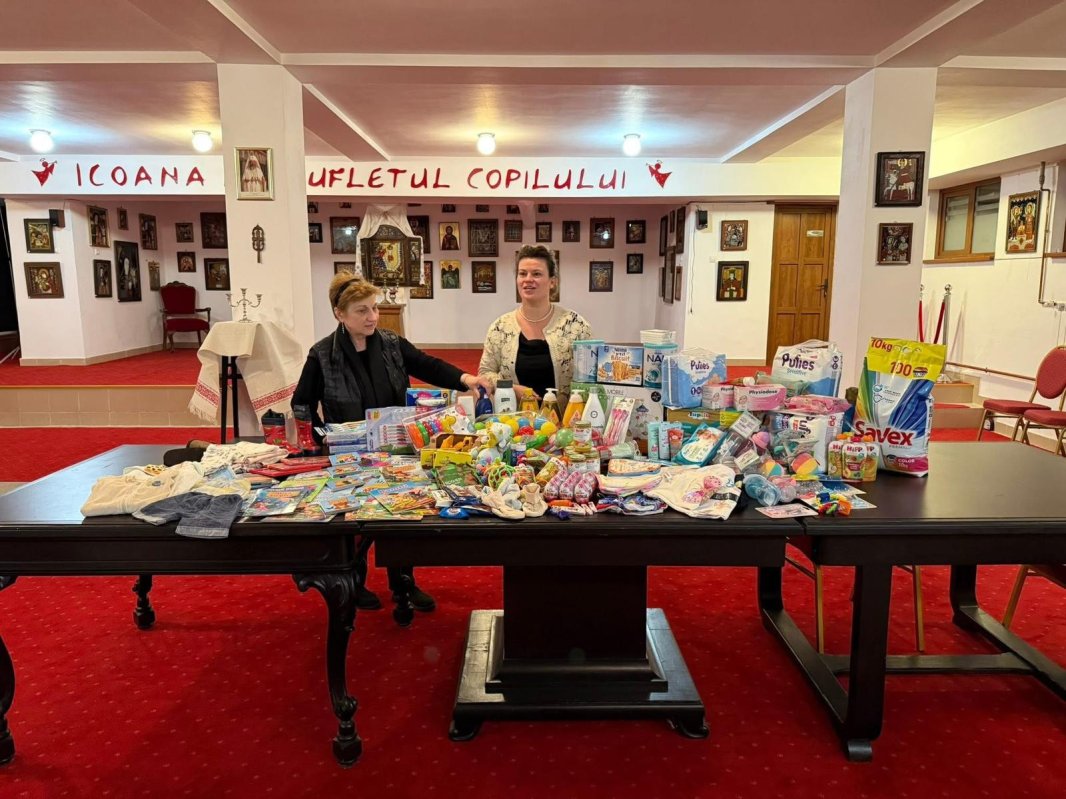 Lumină și speranță dăruite copiilor și mamelor aflate în dificultate 333378