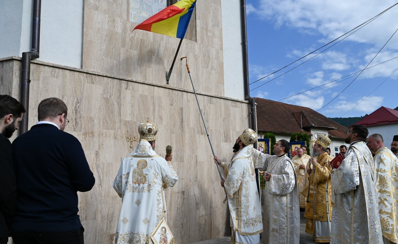 Zi de sărbătoare în Parohia Certeju de Sus, Protopopiatul Deva 333349