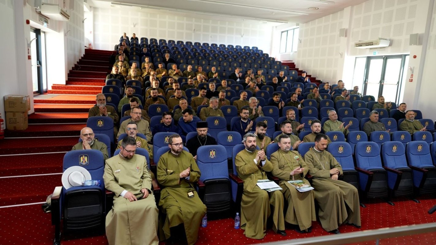 Continuă la Sibiu lucrările Convocării anuale a preoţilor militari 333743
