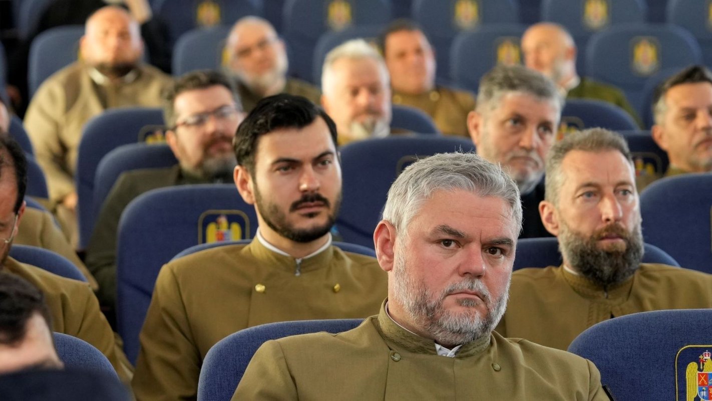 Continuă la Sibiu lucrările Convocării anuale a preoţilor militari 333747