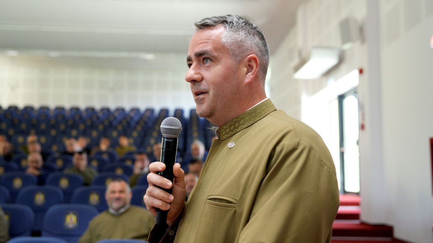 Continuă la Sibiu lucrările Convocării anuale a preoţilor militari 333750