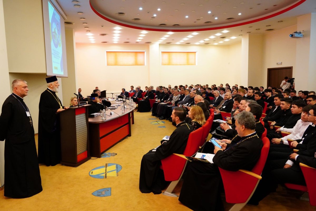 Simpozion despre provocările teologiei ortodoxe în secolul al XX‑lea 333819