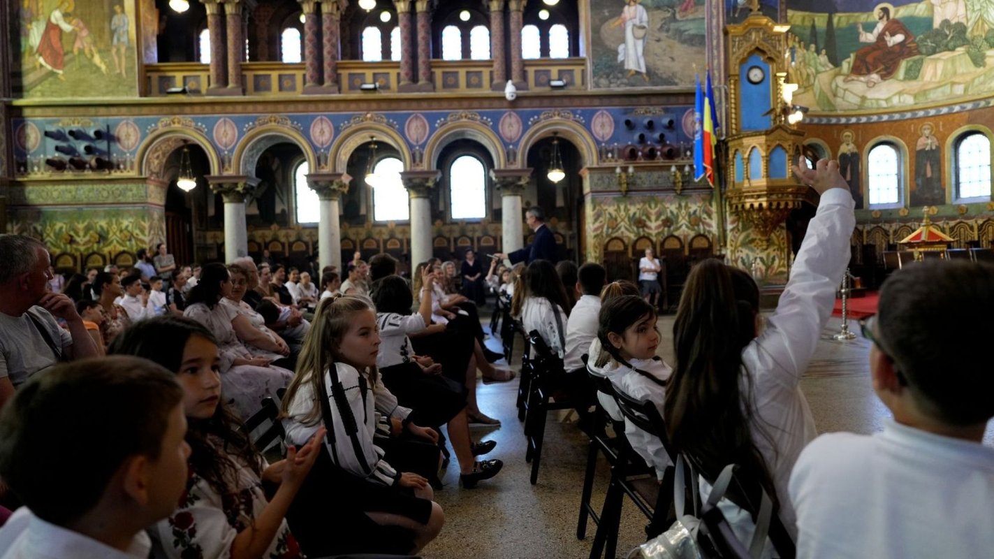 Concertul educativ „Corul și importanța lui în comunitate” la a 5-a ediţie 333852