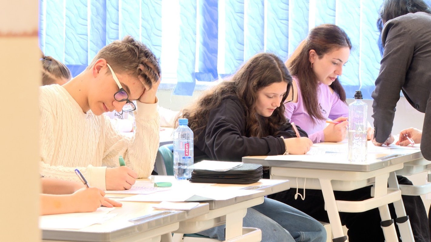 Examenele sunt şanse de valorificare a cunoştinţelor şi etape ale maturizării personale 334110