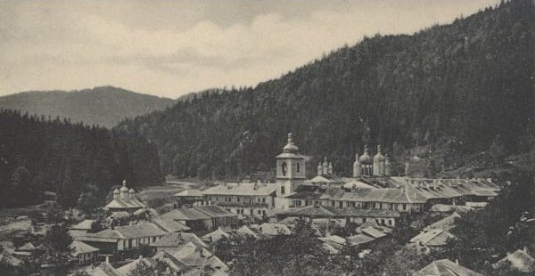 On revient toujours 334085