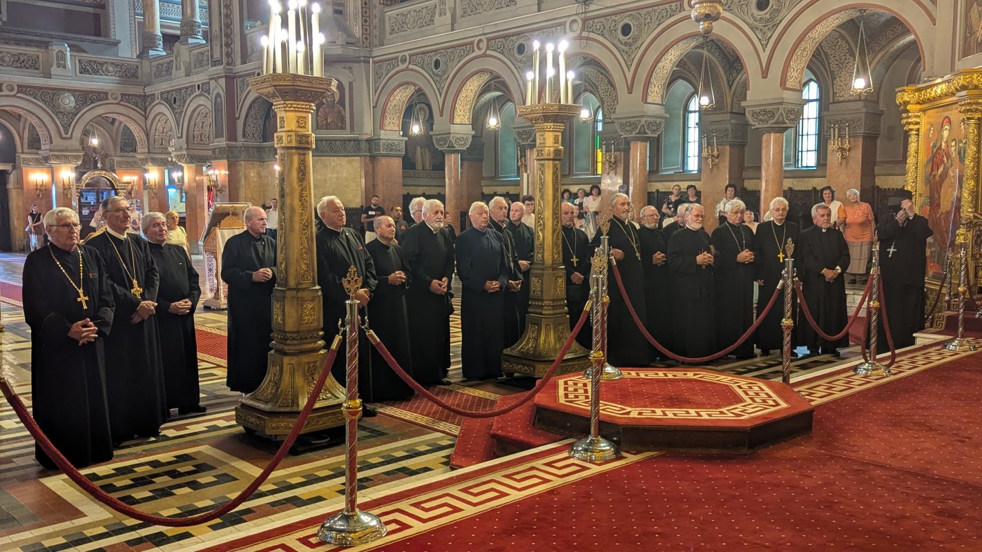 Comuniune academică şi eclesială la ceas aniversar 334276