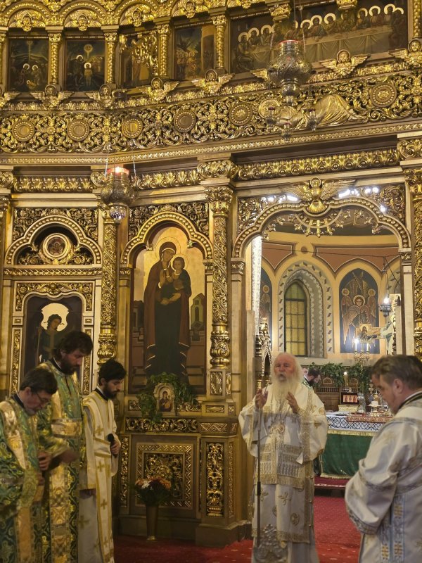 Duminica Rusaliilor la Catedrala Mitropolitană din Timișoara 334249