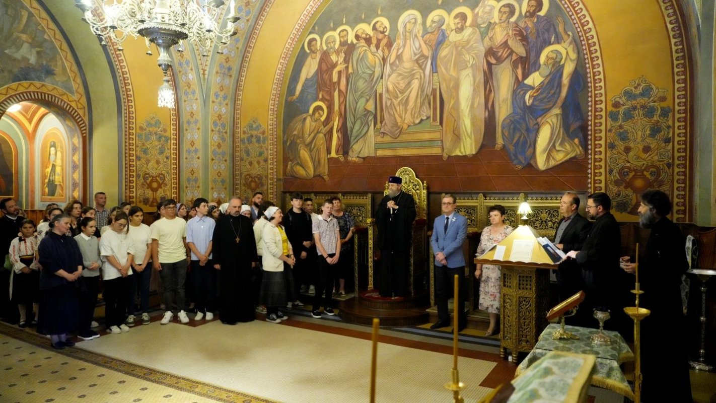 Elevii olimpici la Religie din judeţul Sibiu au fost premiaţi 334342