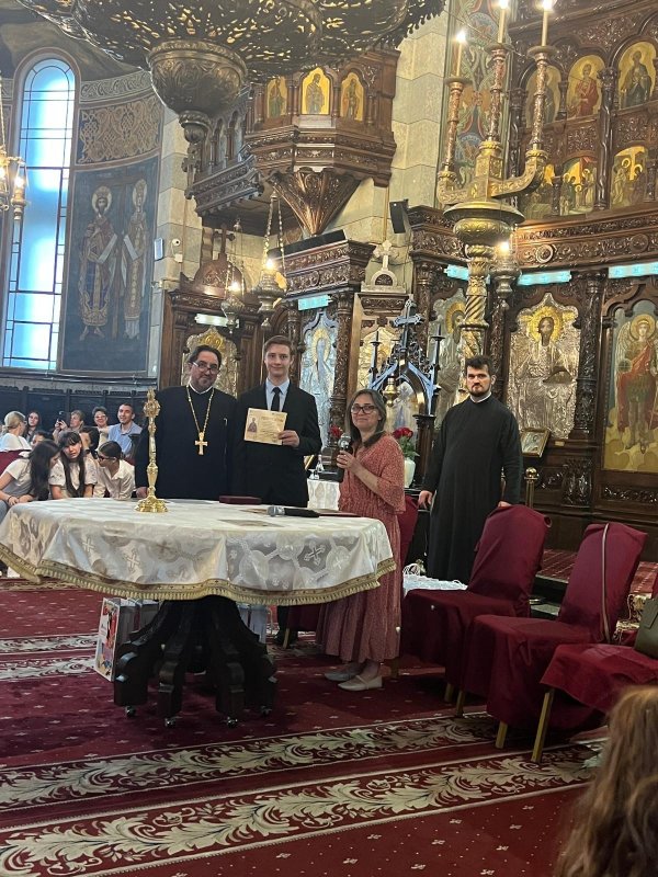 Premii pentru elevii olimpici din Protoieria Sector 2 Capitală 334258