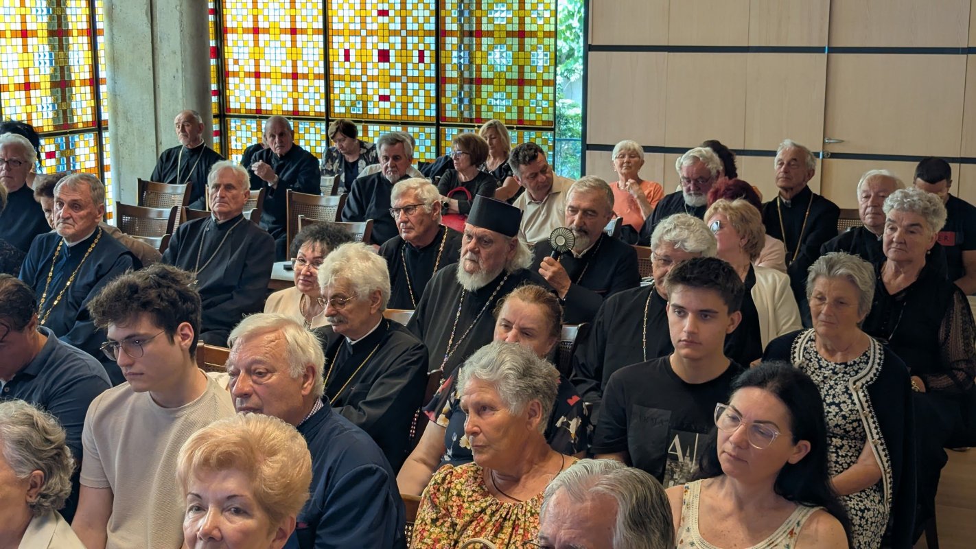 Revedere la 51 de ani de la absolvirea Institutului Teologic din Sibiu 334321