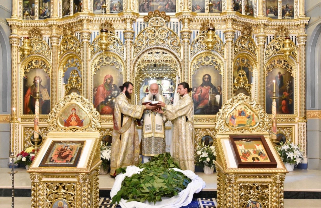 Momente de sărbătoare în Eparhia Râmnicului 334394