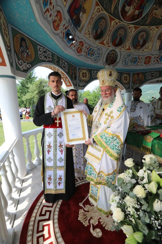 Resfințirea bisericii din Valea Vișeului, Vicariatul Ucrainean 334375