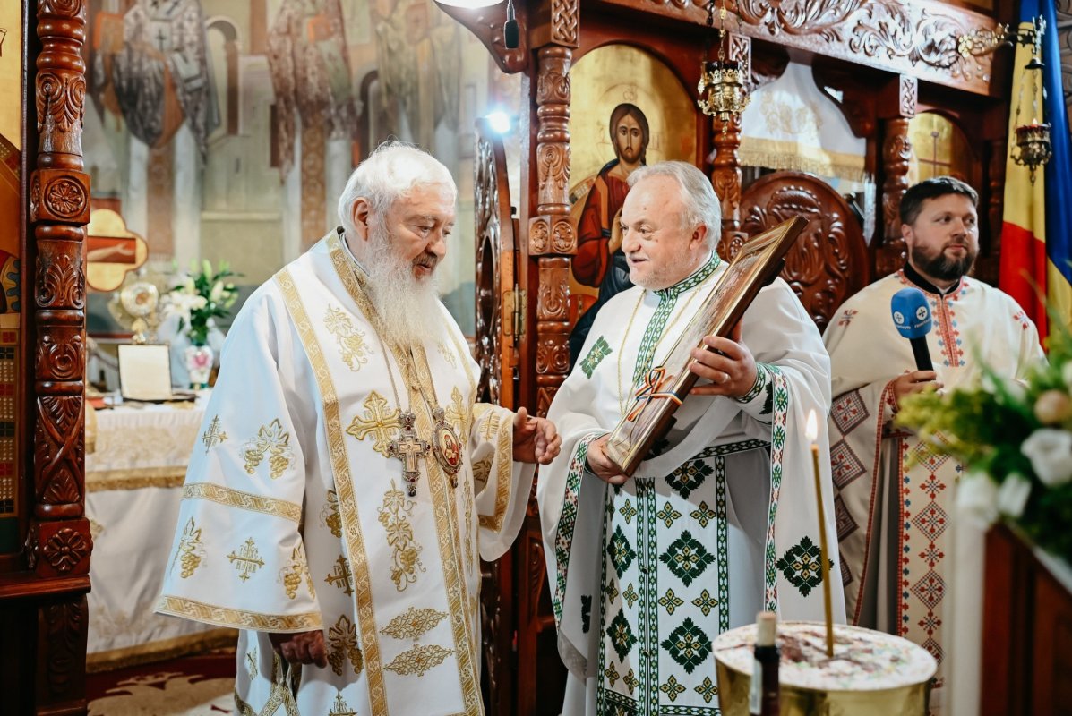 Hramul de vară al Bisericii „Înălțarea Sfintei Cruci” și „Sfântul Apostol Bartolomeu” din Cluj-Napoca 334500