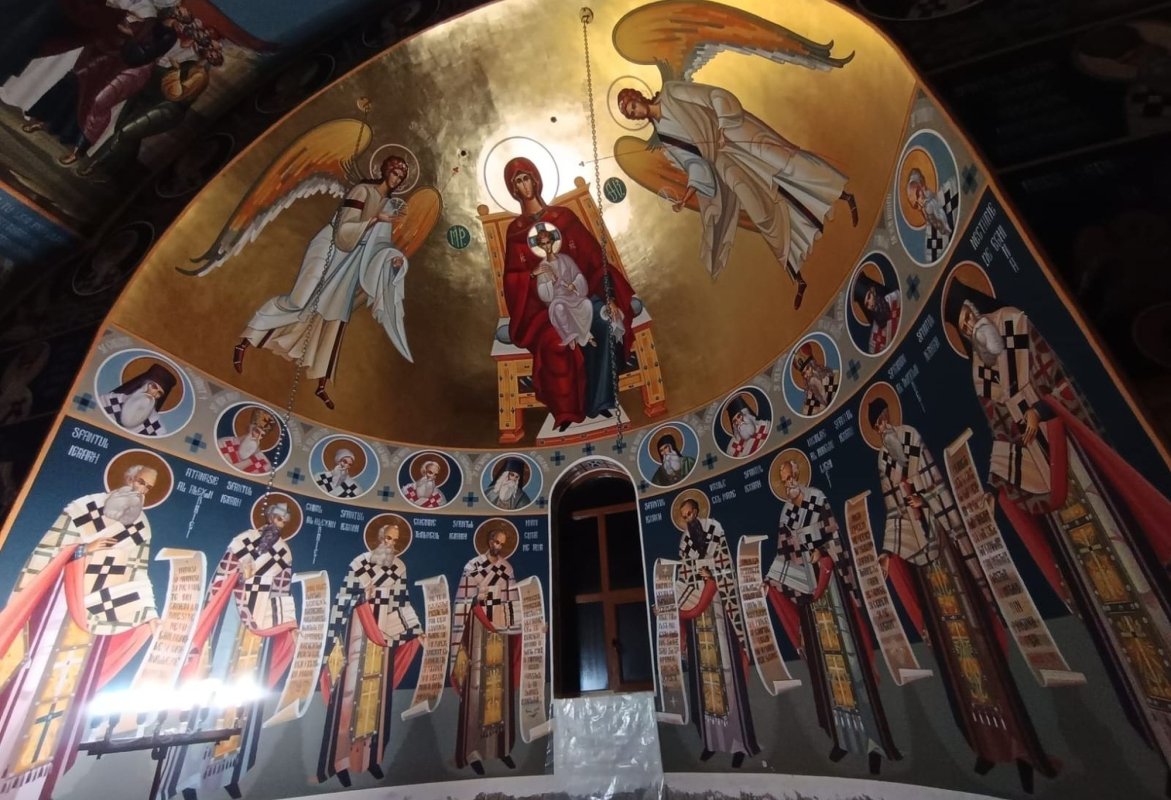 Pictura bisericească, fereastră către cer 334570