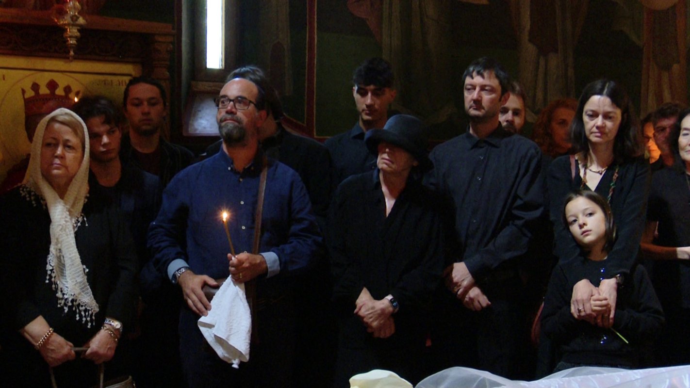 Teologul și etnologul Costion Nicolescu a fost condus pe ultimul drum 334590