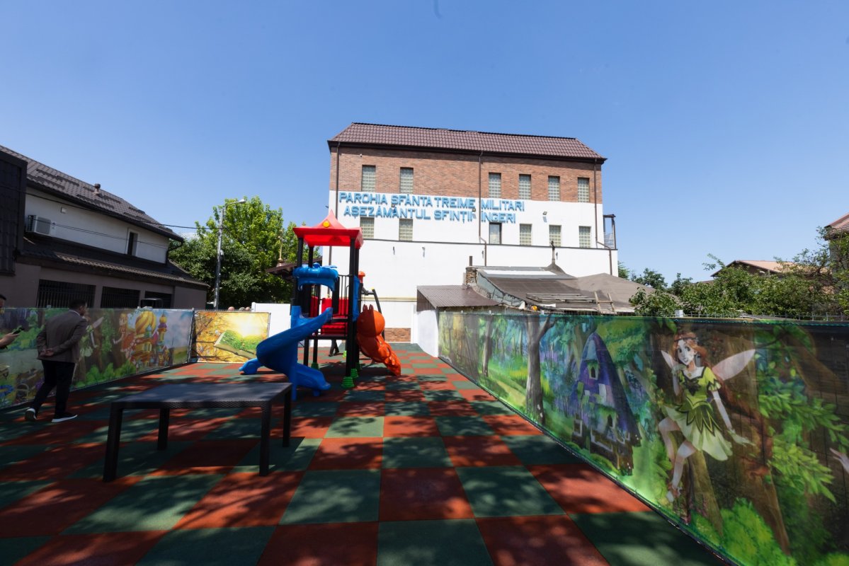 Extinderea complexului bisericesc al Parohiei „Sfânta Treime”-Militari 334696