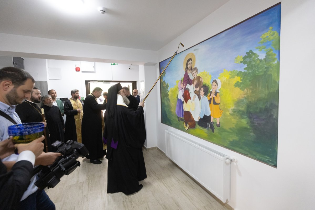 Extinderea complexului bisericesc al Parohiei „Sfânta Treime”-Militari 334704