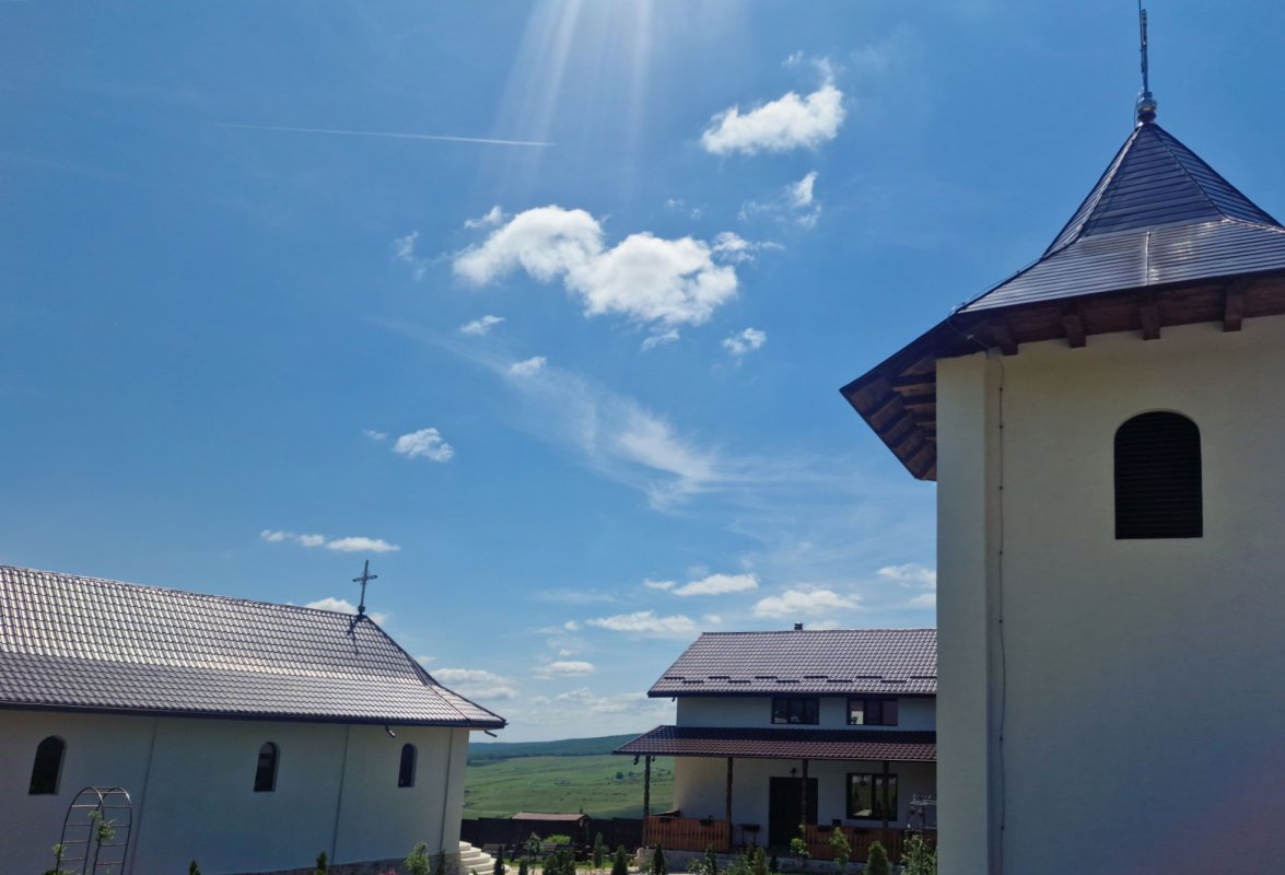 La Urşiţa, hramul bisericii este în fiecare zi 333811