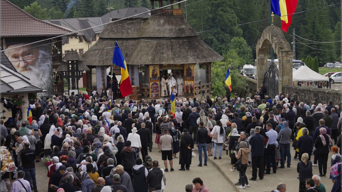 Părintele Iustin Pârvu, pomenit la Mănăstirea Petru Vodă 334615