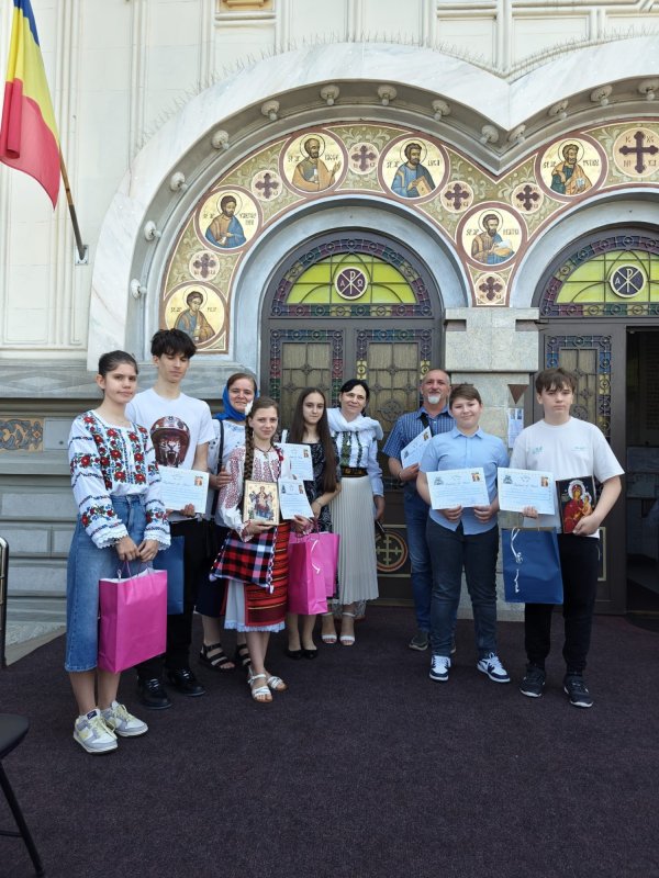 Premierea olimpicilor la disciplina Religie din sectorul 4 334746