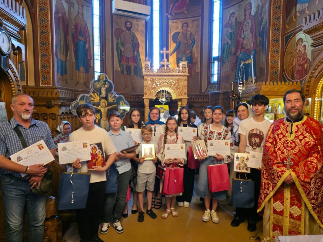 Premierea olimpicilor la disciplina Religie din sectorul 4 334747