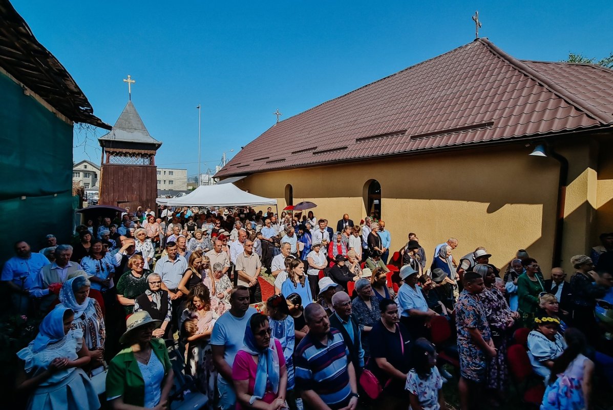 Resfințirea bisericii din parohia misionară Turda-Fabrici 334734