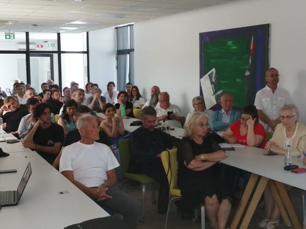 Conferință interdisciplinară despre inteligența artificială 334826