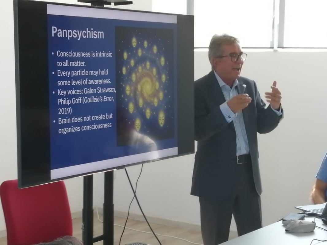 Conferință interdisciplinară despre inteligența artificială 334831