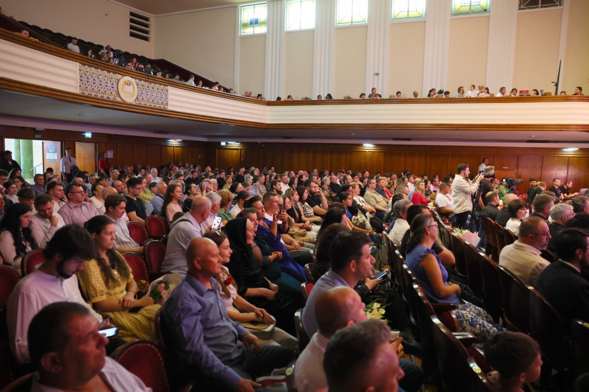 Festivitate de absolvire la Facultatea de Teologie Ortodoxă din Cluj-Napoca 334879