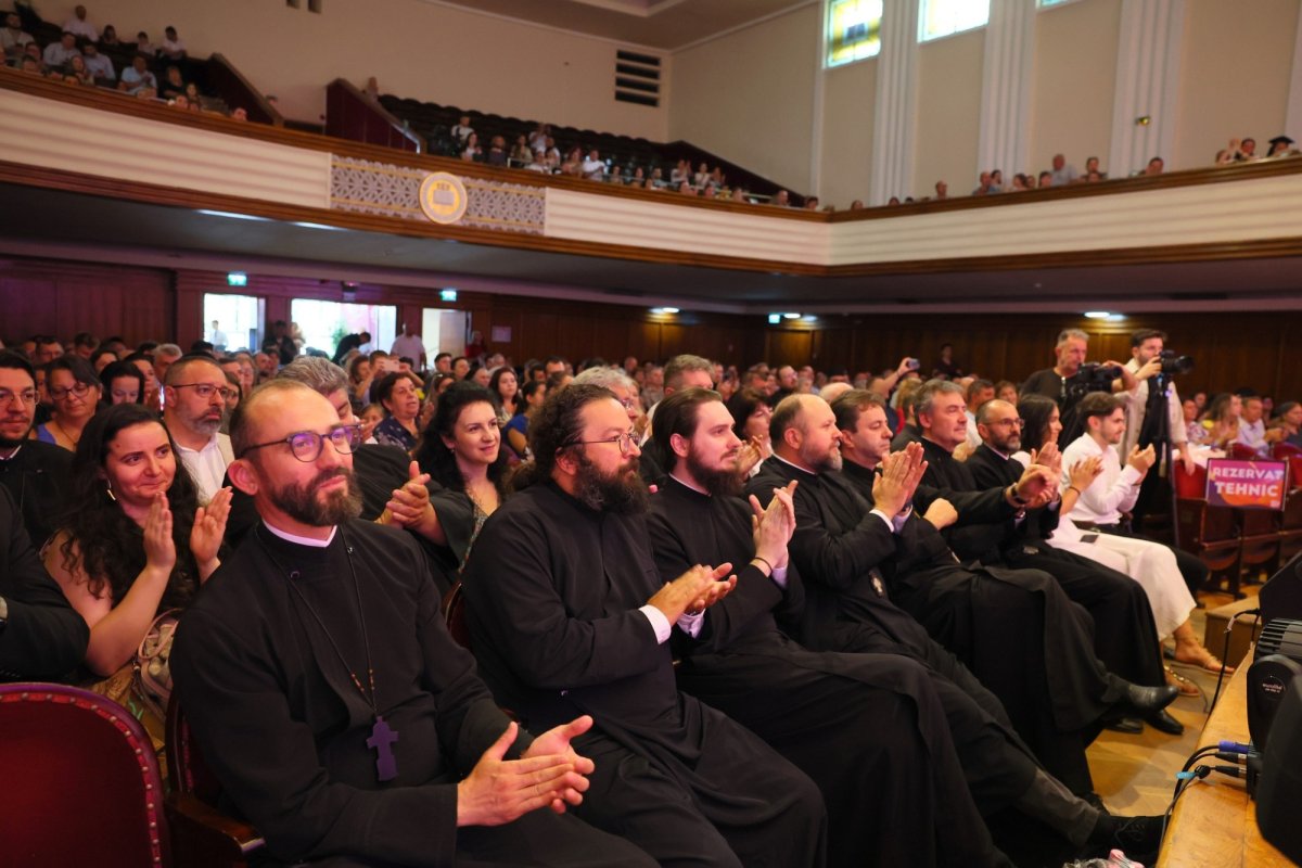 Festivitate de absolvire la Facultatea de Teologie Ortodoxă din Cluj-Napoca 334881