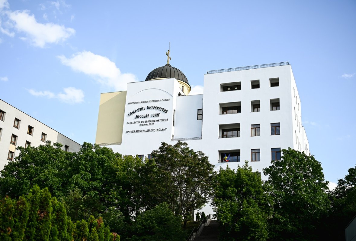 Festivitate de absolvire la Facultatea de Teologie Ortodoxă din Cluj-Napoca 334883