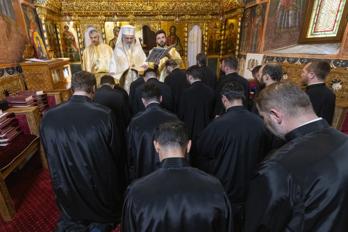 Hirotesii de duhovnici la Paraclisul istoric al Reședinței Patriarhale 334932