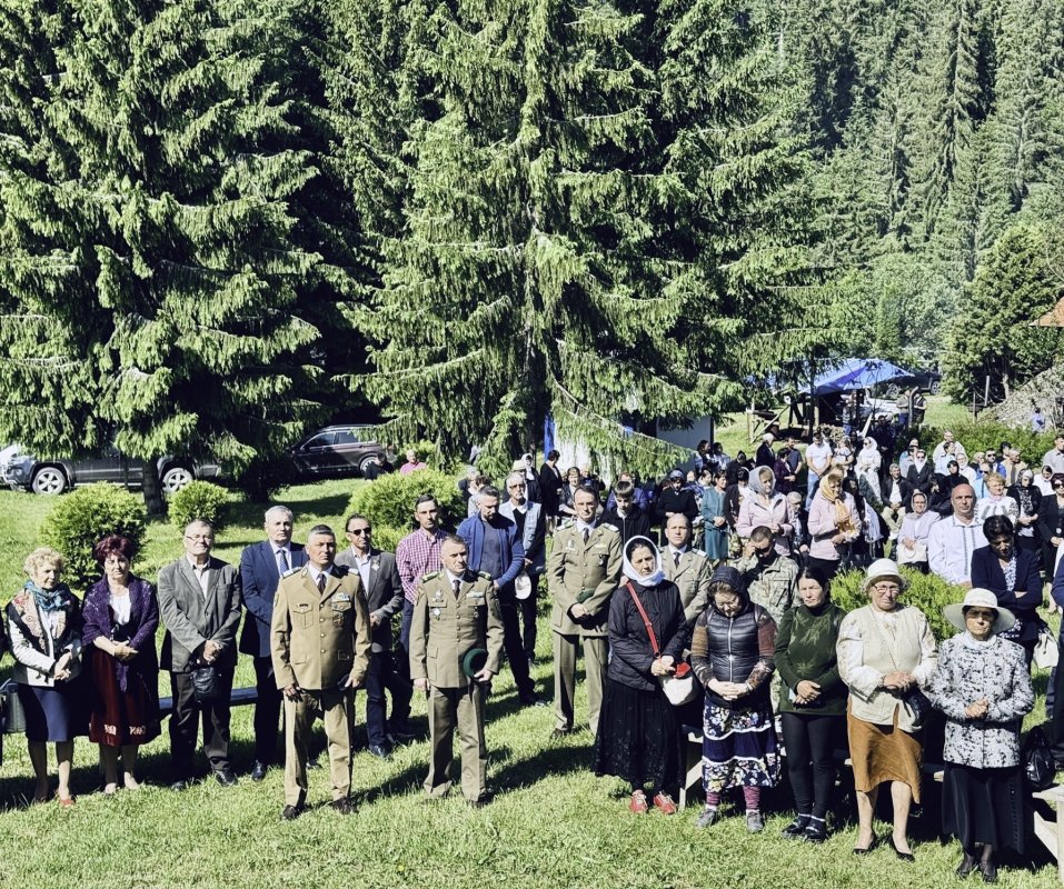 Hramul schitului de la Gura Izvorului, judeţul Harghita 334895