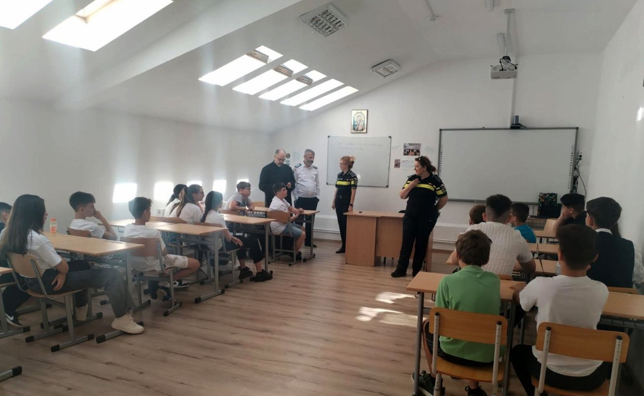 Activitate educațional- morală la Seminarul Teologic din Târgoviște 335023